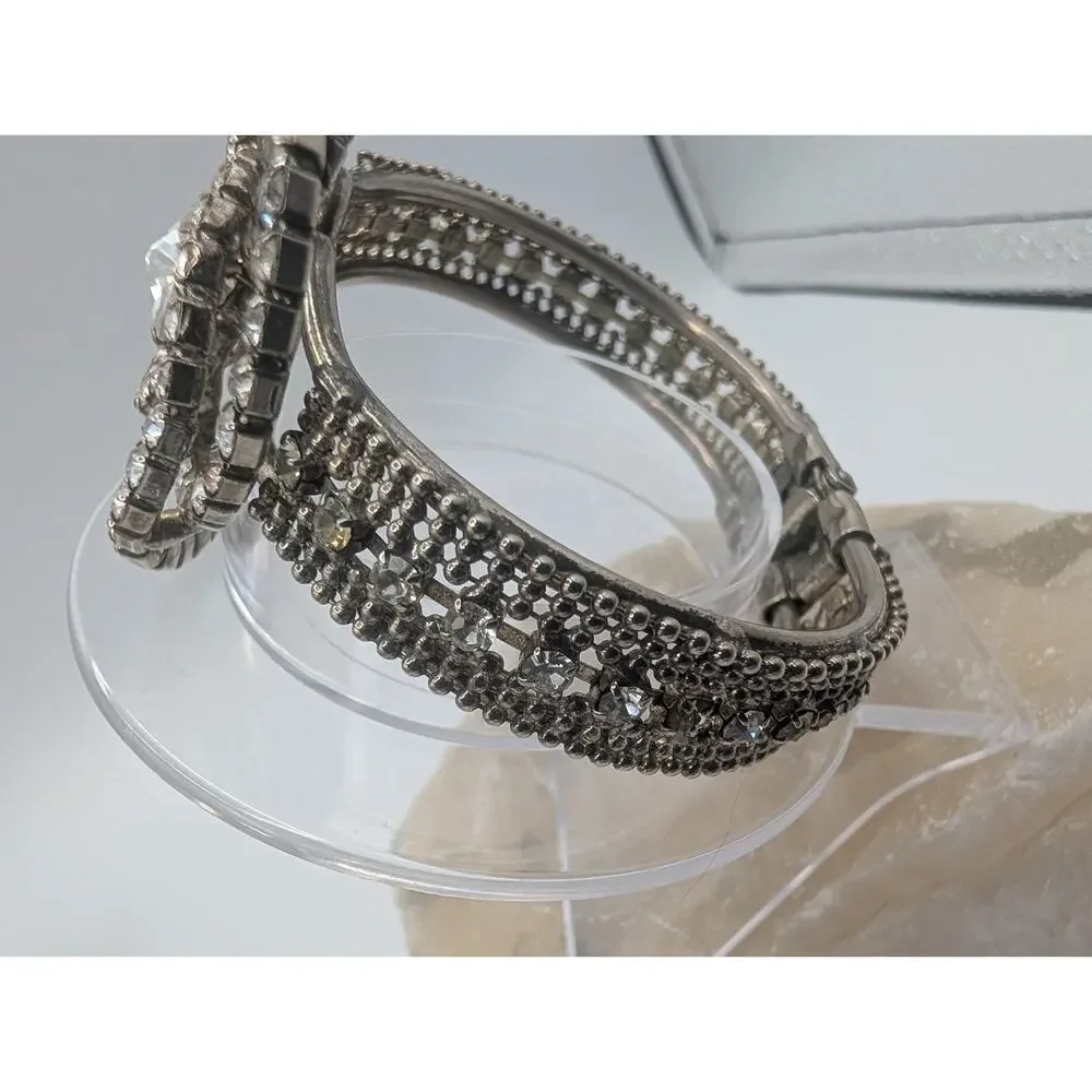 Ornate Silver Tone Crystal Rhinestone Bangle Bracelet Fashion Jewelry